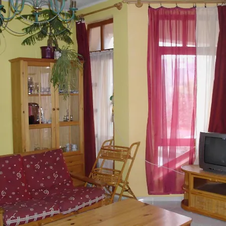 Apartment Balatonlelle 3 Apartamento
